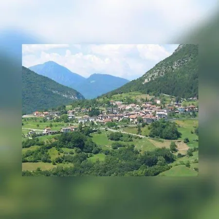 Dell'alpino شقة